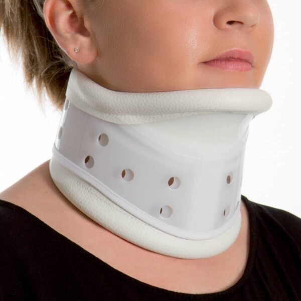 Collier cervical regide